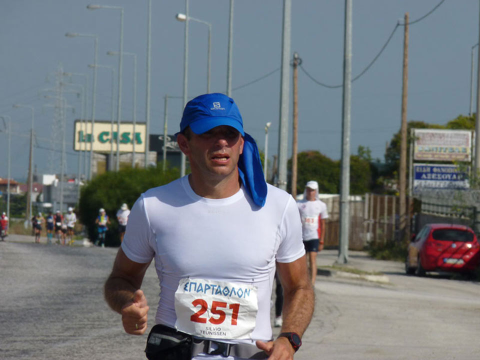Silvio Teunissen tijdens Spartathlon