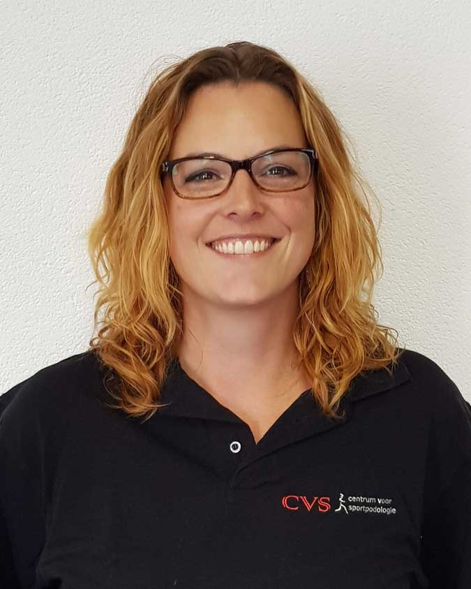 Julia Veenstra